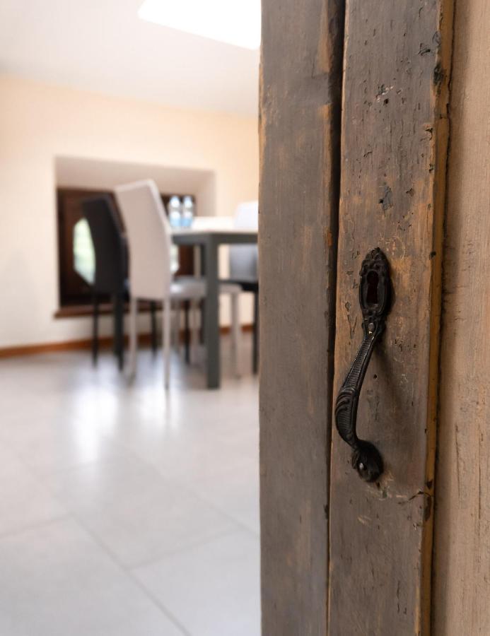Villa Riva Lago - Apartment With Parking Tavernola Bergamasca Exterior photo