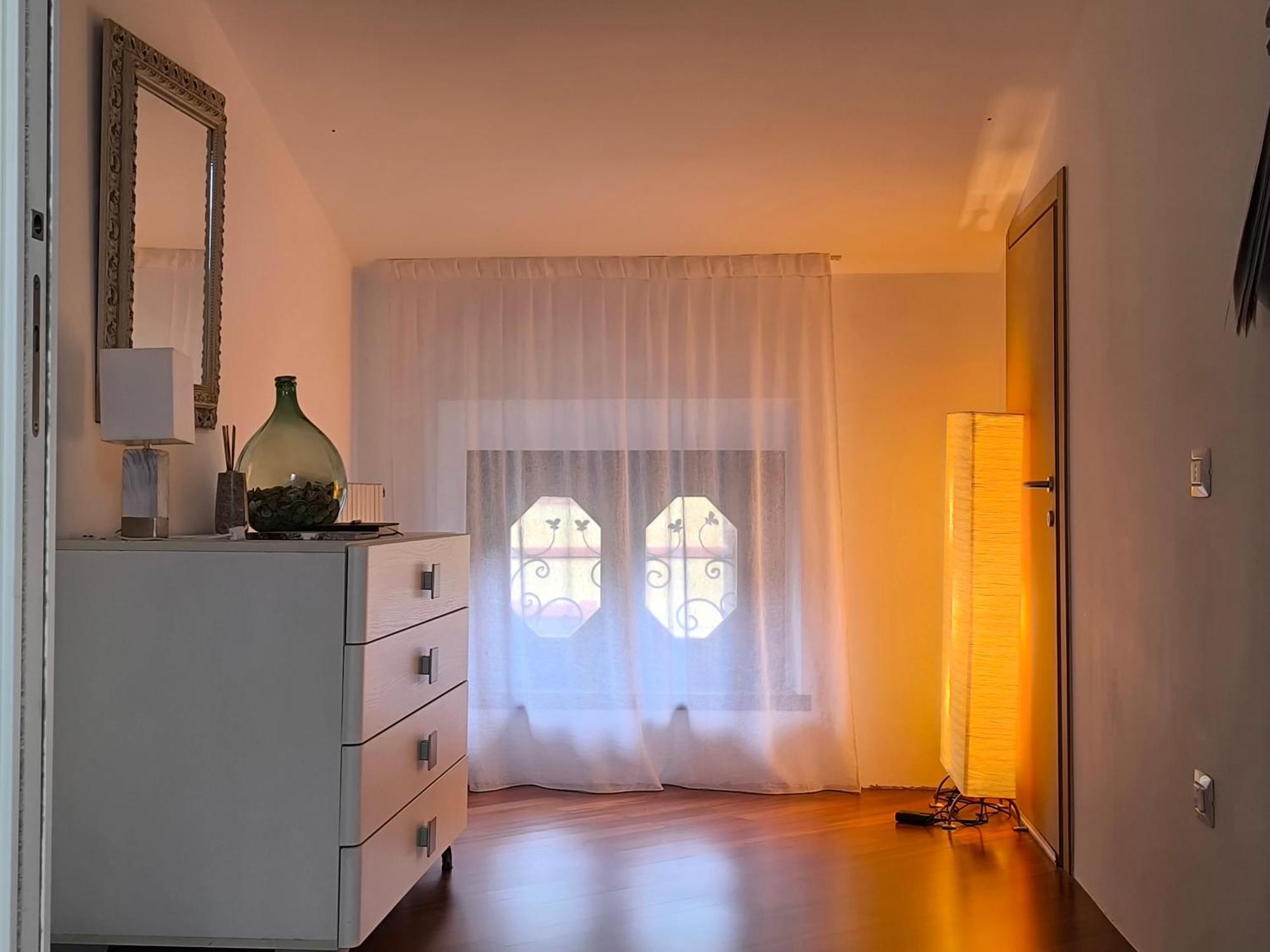 Villa Riva Lago - Apartment With Parking Tavernola Bergamasca Exterior photo